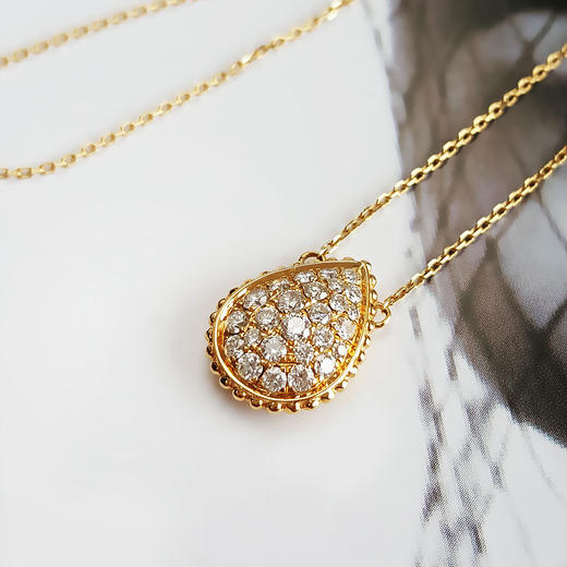 【天然正品】AU750黄金时尚简约群镶款水滴造型0.486克拉钻石吊坠项链 链长：44CM（长度可调节）250326NJS26 商品图3