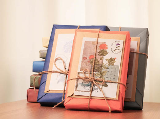 【手工包装预售】广西师大社月阅书礼盲盒 （精选好书+精品文创+手写寄语+藏书票+手工复古包装） 商品图4