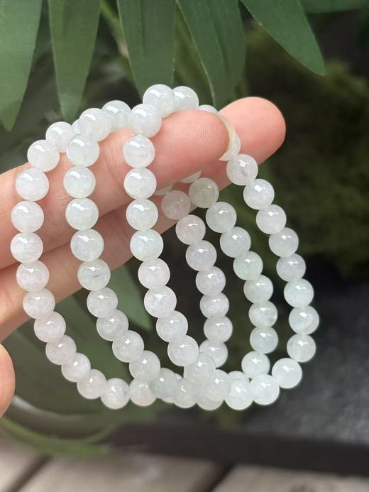 【上新福利】天然翡翠手串 冰种 晴水 飘花 特别福利 附证书 吉祥如意 随机发货 商品图1