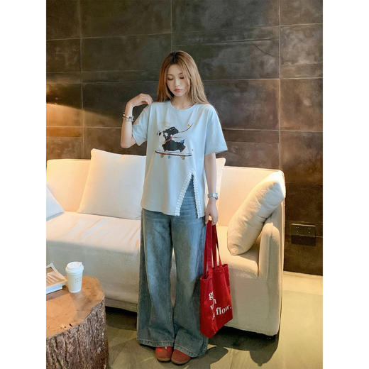 <曾小咸推荐>4.17现货秒杀 ！微信超特价！韩系小狗印花开叉短袖 日常149.99 立减80 秒杀69.99！！ 商品图2