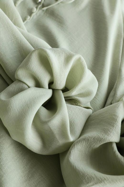 朱珠代言伊*丽同款，可系绳包扣醋酸衬衫  26Y04078- 商品图7