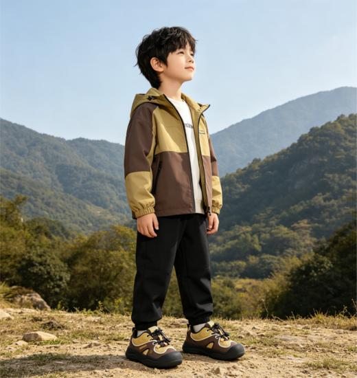 😎【ABC KIDS儿童运动鞋清仓合集】简约的时尚设计，颜色甜美清新，🐱款式休闲又百搭，各种衣服都适配‼️‼️宝宝肯定很喜欢~ ☺️最戳老母亲的是细节设计！ 商品图0