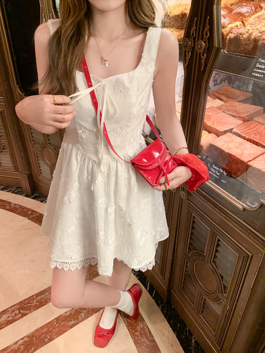 <曾小咸推荐>4.19现货秒杀 ！微信超特价！韩系蕾丝花边吊带连衣裙 日常249.99 立减140 秒杀109.99！！ 商品图11