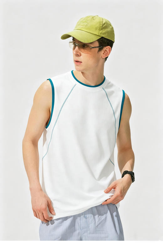 【Schenvega情侣 山系坑条肌理透气宽松背心A46-JS6118】｜夏日穿搭的松弛感天花板✨ ✅ 坑条肌理，质感拉满 竖坑条面料自带垂坠感，不仅显瘦藏肉 商品图3