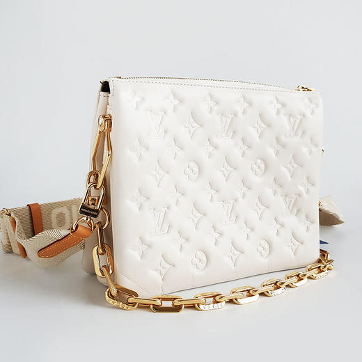 【95新】LV路易威登M21262小号白色压纹COUSSIN单肩斜挎包女士140426AK09 商品图2