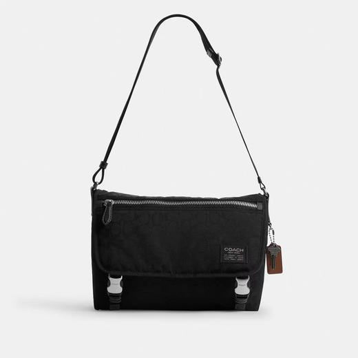 【爆】1楼COACH蔻驰经典标志尼龙信使包斜挎包 吊牌价2450现价2265 商品图0