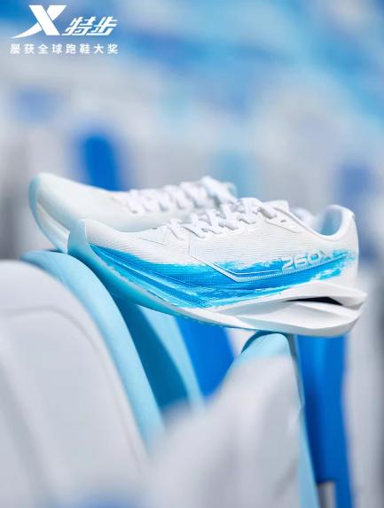 特步260X3.0丨碳板跑鞋男鞋竞速马拉松运动鞋子专业减震跑步鞋女 商品图3