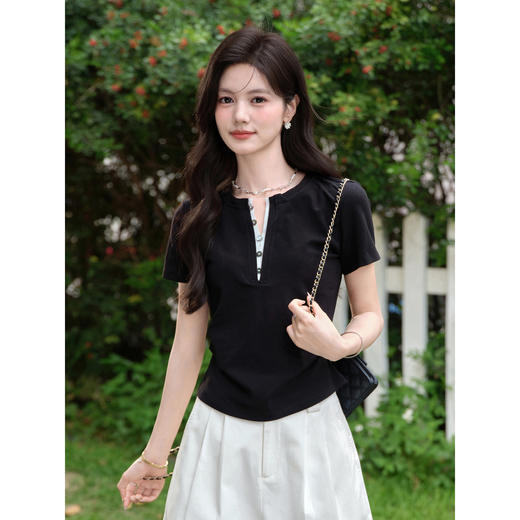 鹿向南「黑调曳风」简约设计感亨利领短袖T恤女夏季显瘦黑色上衣 商品图0
