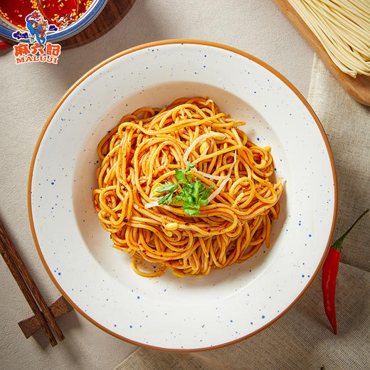 拍59.9元组合限时加赠2桶金汤酸辣粉，活动4月30号截止【好味美食丨麻六记简餐美食合集】酸辣粉/凉面/重庆小面/泡椒米线/豌豆泥泥面/番茄浓汤粉，多口味随心享，方便又美味 商品图5