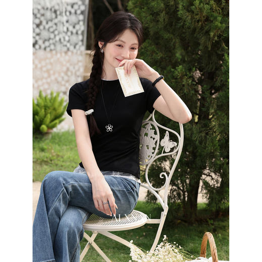 鹿向南【0417/20:00新品前1小时7折限量100件】假两件正肩黑色T恤 商品图4