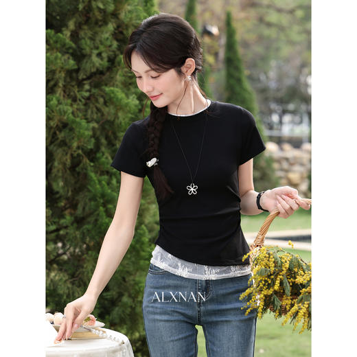 鹿向南【0417/20:00新品前1小时7折限量100件】假两件正肩黑色T恤 商品图2