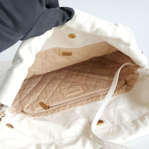 【95新】CHANEL香奈儿22Bag系列AS3260 B08038 10601小号白色黑字22bag垃圾袋单肩包女士140426NJT24 商品图8