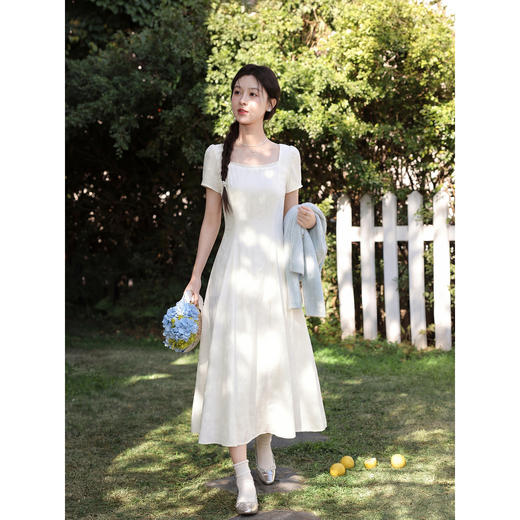 鹿向南「浅杏叙语」米杏色短袖连衣裙夏季新款显瘦气质优雅长裙女 商品图2