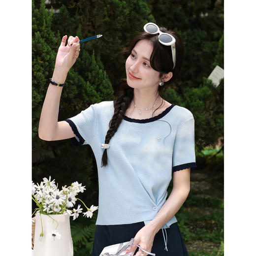 鹿向南「晴日蓝丝」气质蓝色短袖针织衫女夏新款别致漂亮t恤上衣 商品图0