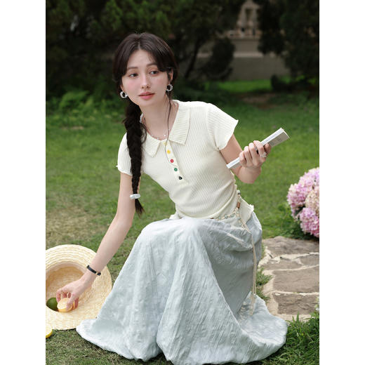 鹿向南「漫夏云茉」杏色POLO领正肩短袖T恤女夏季甜美木耳边上衣 商品图2