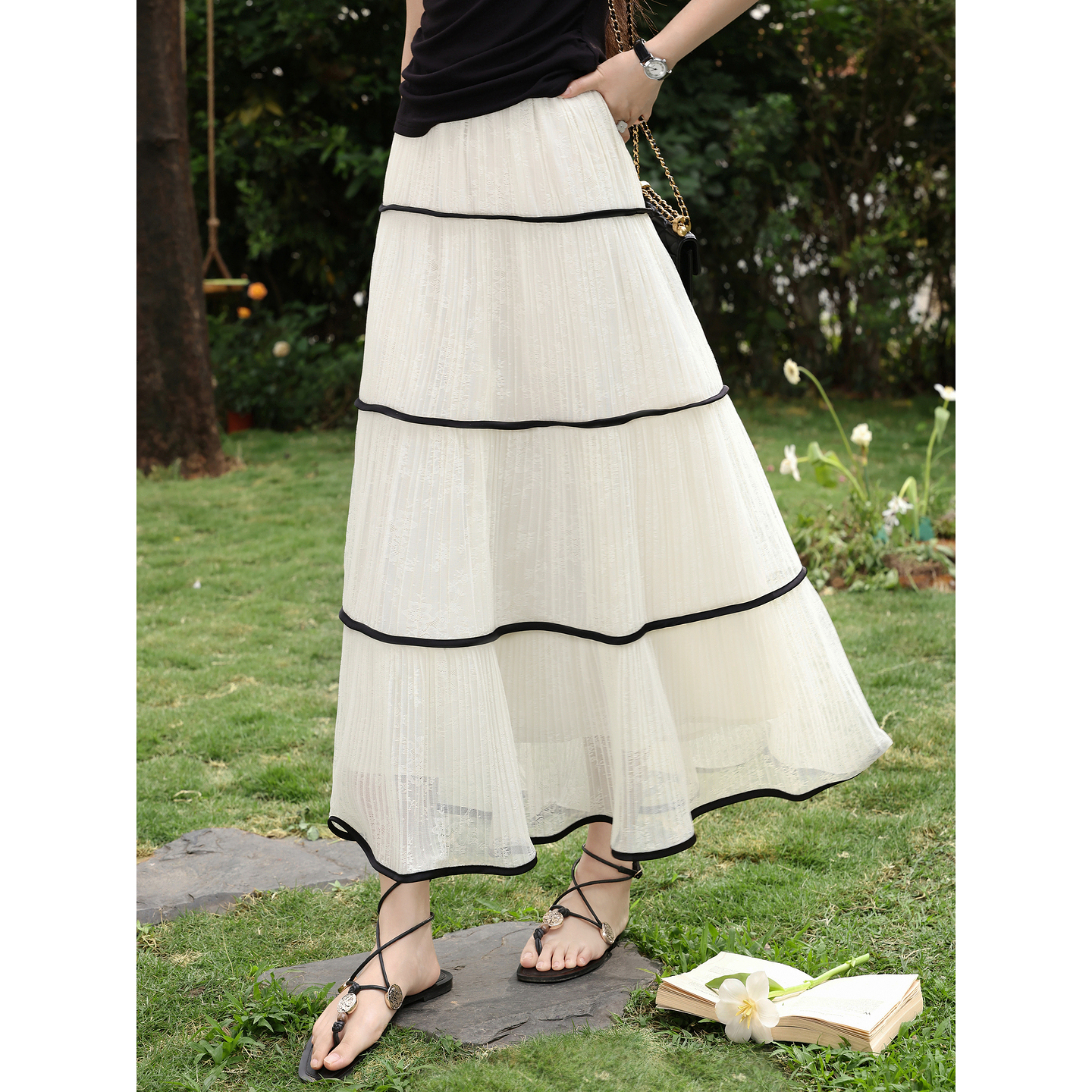 鹿向南【0420/20:00新品前1小时7折限量100件】气质米白色半身裙