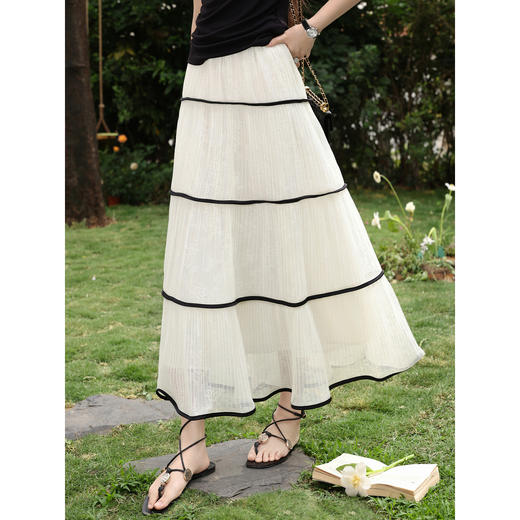 鹿向南【0420/20:00新品前1小时7折限量100件】气质米白色半身裙 商品图0