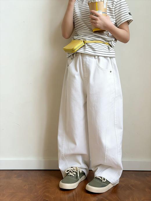 3-5天发货【童装服饰丨吾家儿童斜纹棉休闲裤】纯色斜纹棉布，触感柔软亲肤，舒适透气，宽松运动版型+斜纹拼接设计，日常出街超有范儿，怎么搭配都很好看~ 商品图5
