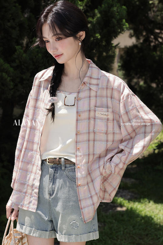 鹿向南「童话镇」粉色格子衬衫女春新款长袖防晒衬衣休闲外套上衣 商品图5