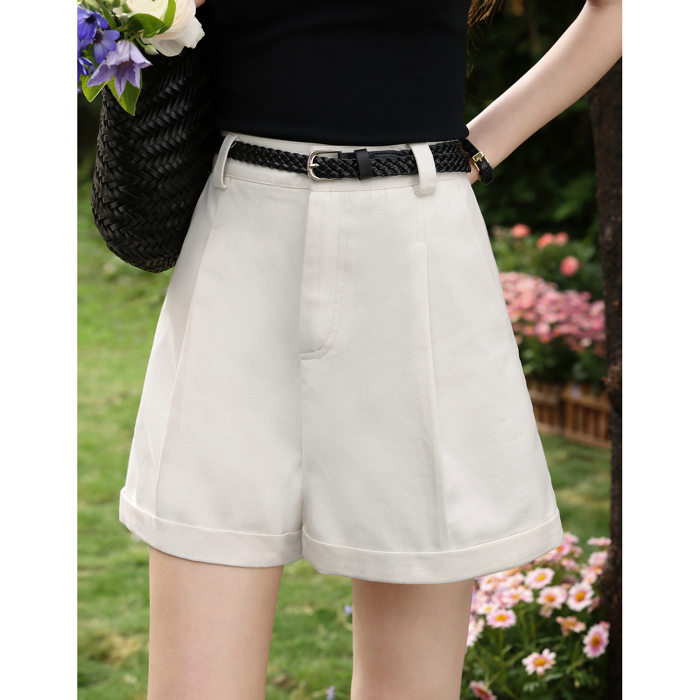 鹿向南【0420/20:00新品前1小时7折限量100件】米白色休闲短裤