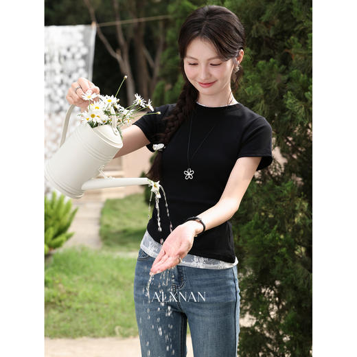 鹿向南【0417/20:00新品前1小时7折限量100件】假两件正肩黑色T恤 商品图3