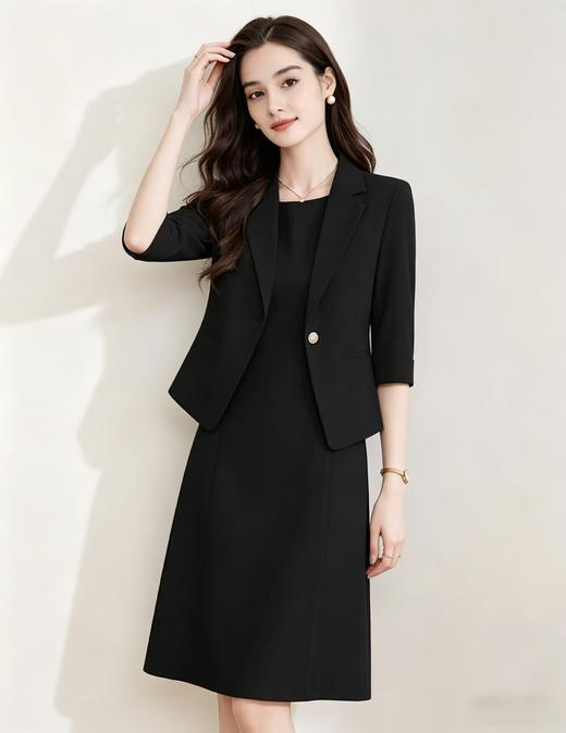 「下单赠送两款胸针」(限时福利)洛诗琳新款通勤七分袖西装外套+无袖直筒连衣裙两件套 99056 (下单7天左右发) 商品图5