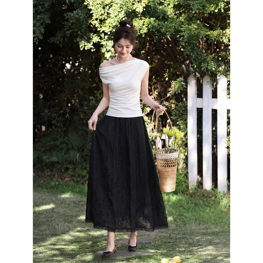 鹿向南「莫奈花园」法式轻熟风黑色半身裙女夏显瘦气质A字中长裙 商品图4