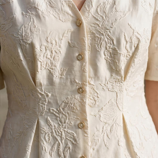 PALUOPO/PL暗纹提花V领灯笼短袖真丝上衣重磅桑蚕丝女式T恤ES23559Z-A 商品图4