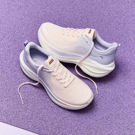 【爆款返场】安踏叶子丨厚底减震轻质跑步鞋女子专属跑鞋渐变色休闲运动鞋122545535 商品图5