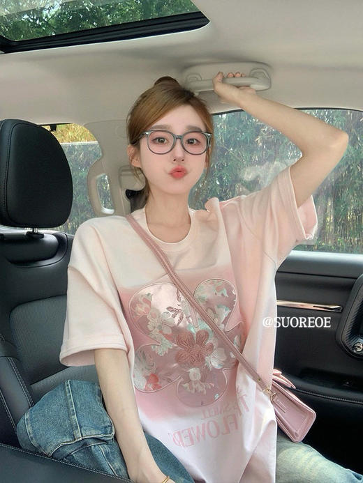 【SUOREOE 国风花朵纯棉Tee】纯棉刺绣短袖T恤 闭眼入的单品，第一眼就被这款T恤的刺绣设计深深吸引，简直美到爆炸 商品图4