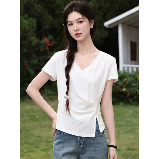鹿向南「云白轻叙」白色V领短袖T恤夏新款修身显瘦百搭气质上衣女 商品图3