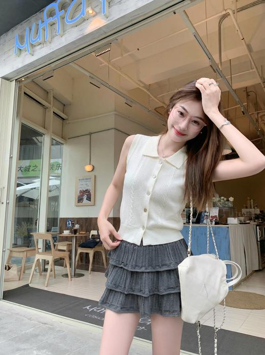 <曾小咸推荐>4.19现货秒杀 ！微信超特价！韩系翻领短款针织背心 日常159.99 立减90 秒杀69.99！！ 商品图8