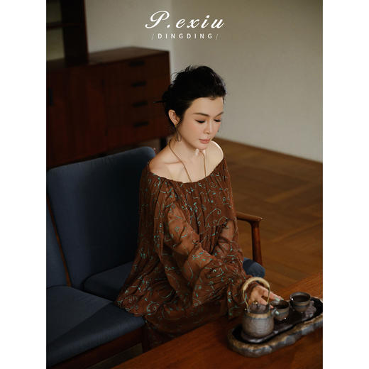 PanYiXiu/潘依绣【棕蔓轻罗】100%人丝法式优雅印花荷叶边衬衫半身裙套装 M9291 商品图1