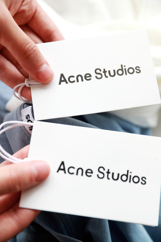 时髦精的显瘦tee，短袖+长袖一起。胸口印花做旧复古圆领E041888 商品图2