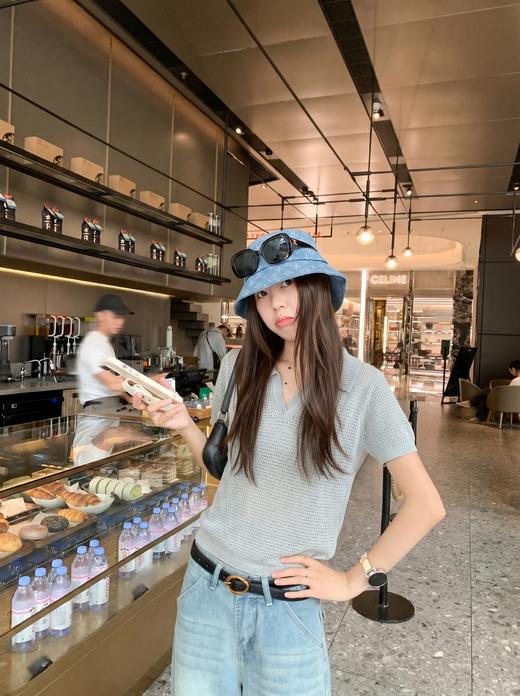 <曾小咸推荐> 4.20新品上新 polo领镂空针织衫 原价119！！ 活动价69！！【预售款，预计3-15天发货】 商品图4