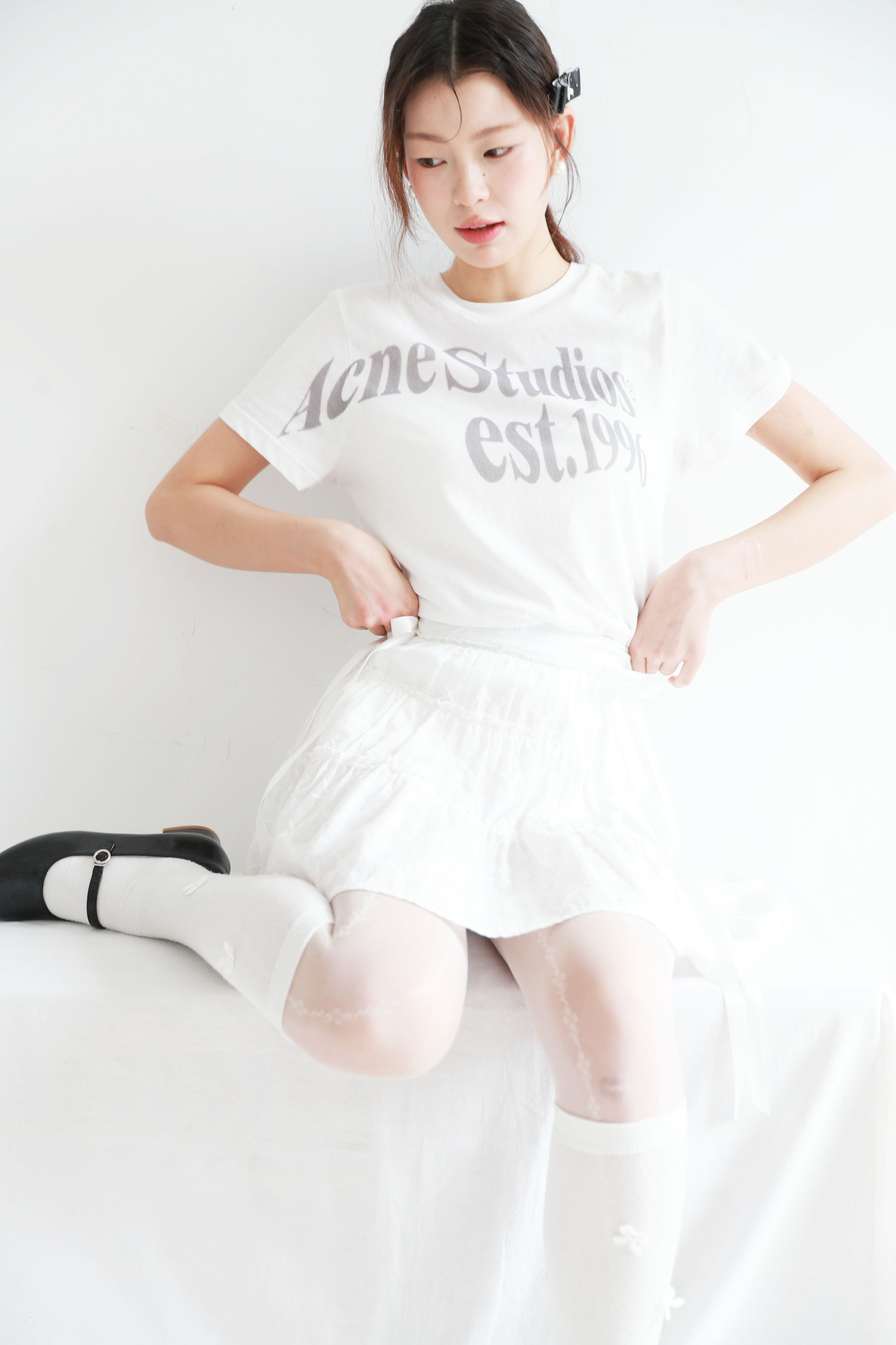 时髦精的显瘦tee，短袖+长袖一起。胸口印花做旧复古圆领E041888