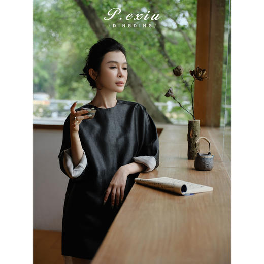 PanYiXiu/潘依绣100%桑蚕丝假两件双层拼接气质宽松显瘦圆领上衣 W-63757 商品图1