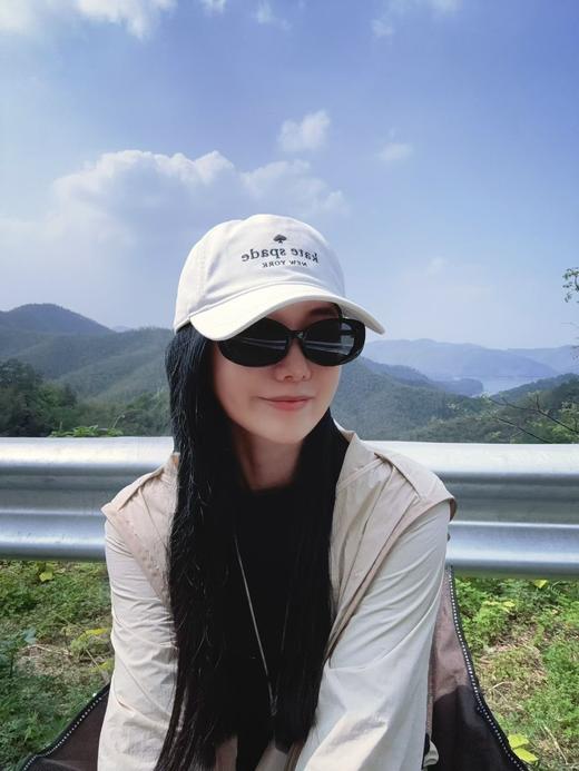 【夏日必备 女款/男款/儿童墨镜】驾驶、骑行、旅游 防晒防紫外线  视觉舒适 时尚单品 商品图0