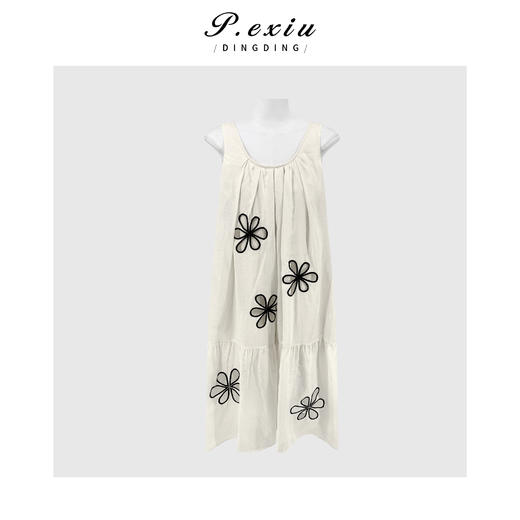 PanYiXiu/潘依绣天丝苎麻法式度假风宽松显瘦镂空花朵无袖连衣裙 M9381 商品图0