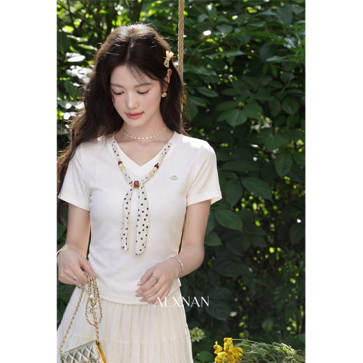 鹿向南「泡泡波点」法式小资漂亮白杏色短袖T恤女夏季设计感上衣 商品图1