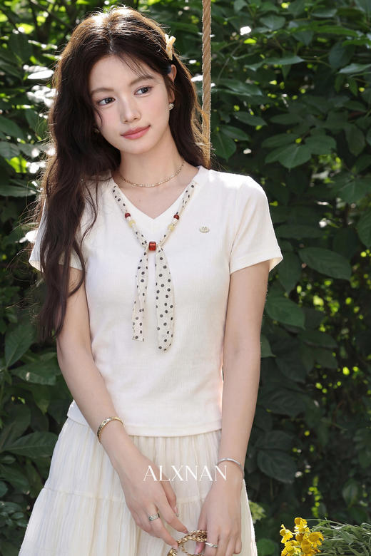 鹿向南「泡泡波点」法式小资漂亮白杏色短袖T恤女夏季设计感上衣 商品图5