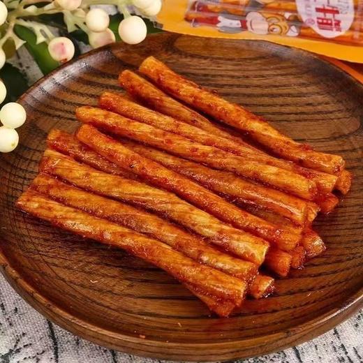 【麻辣过瘾❗解馋必备】博士牛筋辣条辣棒小包装牛筋豆筋麻辣面筋卷解馋怀旧零食小吃。xb 商品图3