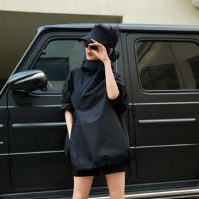 PanYiXiu/潘依绣小众款松弛慵懒斜裁门襟宽松百搭连帽长袖外套 W-63783