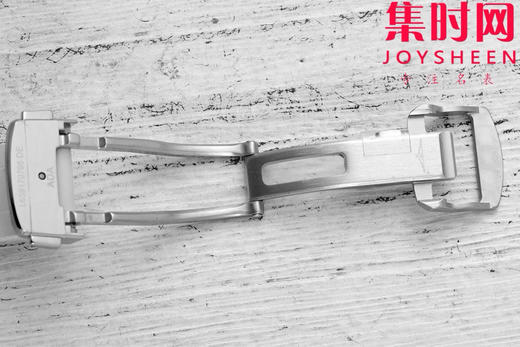 浪琴新款 AF康卡斯悦动系列34mm 贝母钻面 钻圈款 女士腕表 商品图8