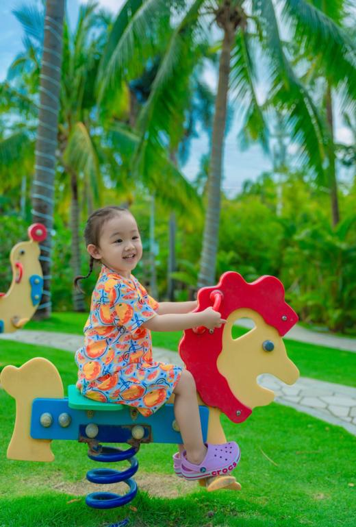 Crocs卡骆驰儿童洞洞鞋 夏日必备爆款断货王儿童男女同款 不赠送智必星（鞋花） 商品图5