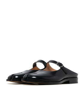 女款搭扣平底鞋he016