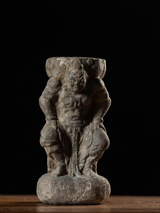 明 石雕金刚力士托座造像 商品图0