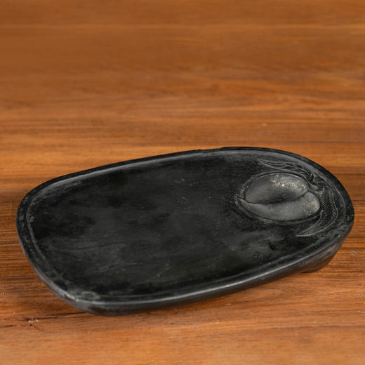 明 桃形池眉纹歙砚 商品图4