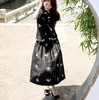 【限时清仓特惠 清冷东方美人战袍】ORIGNAL&CO龟裂纹新中式V领刺绣连衣裙/上衣半裙套装 东方雅韵，纯手工刺绣，重工印染龟裂纹面料 商品缩略图11