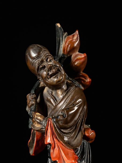 清 木雕彩漆东方朔人物摆件 商品图2